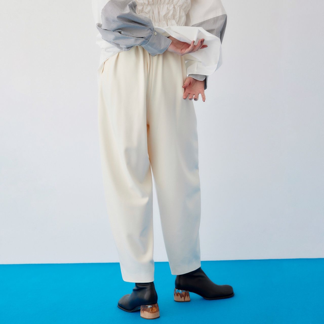 【残り一点】Relaxed Form Pants