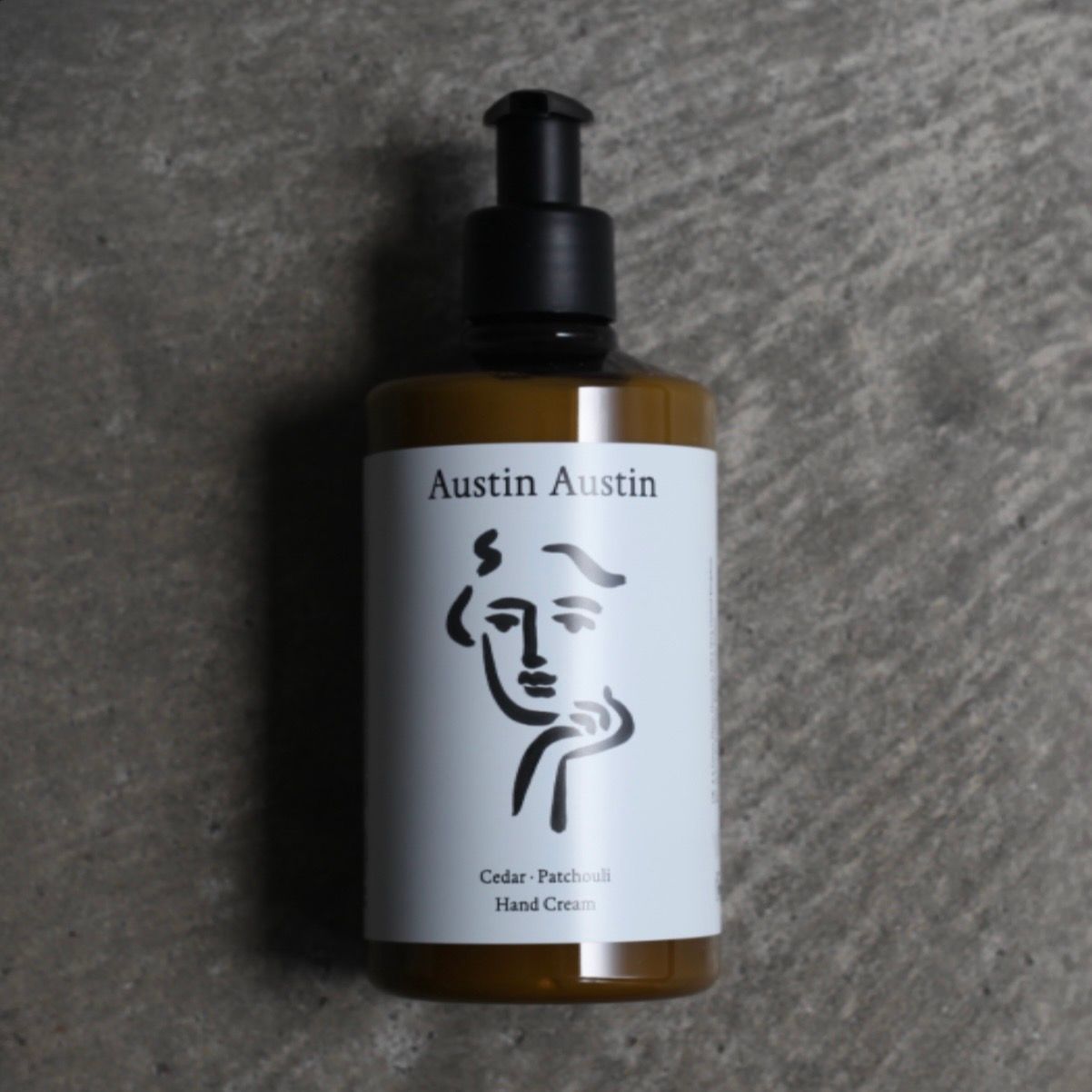 【残りわずか】Cedar & Patchouli Hand Cream(300ml)