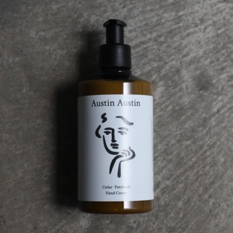 【残りわずか】Cedar & Patchouli Hand Cream(300ml)