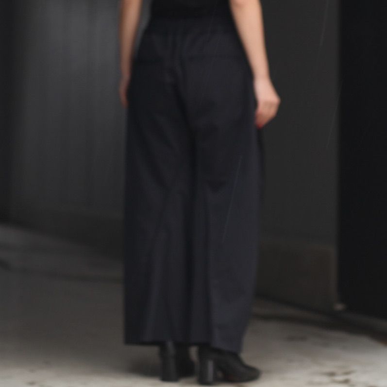【残り一点】36G Econyl Solid 3D Pants
