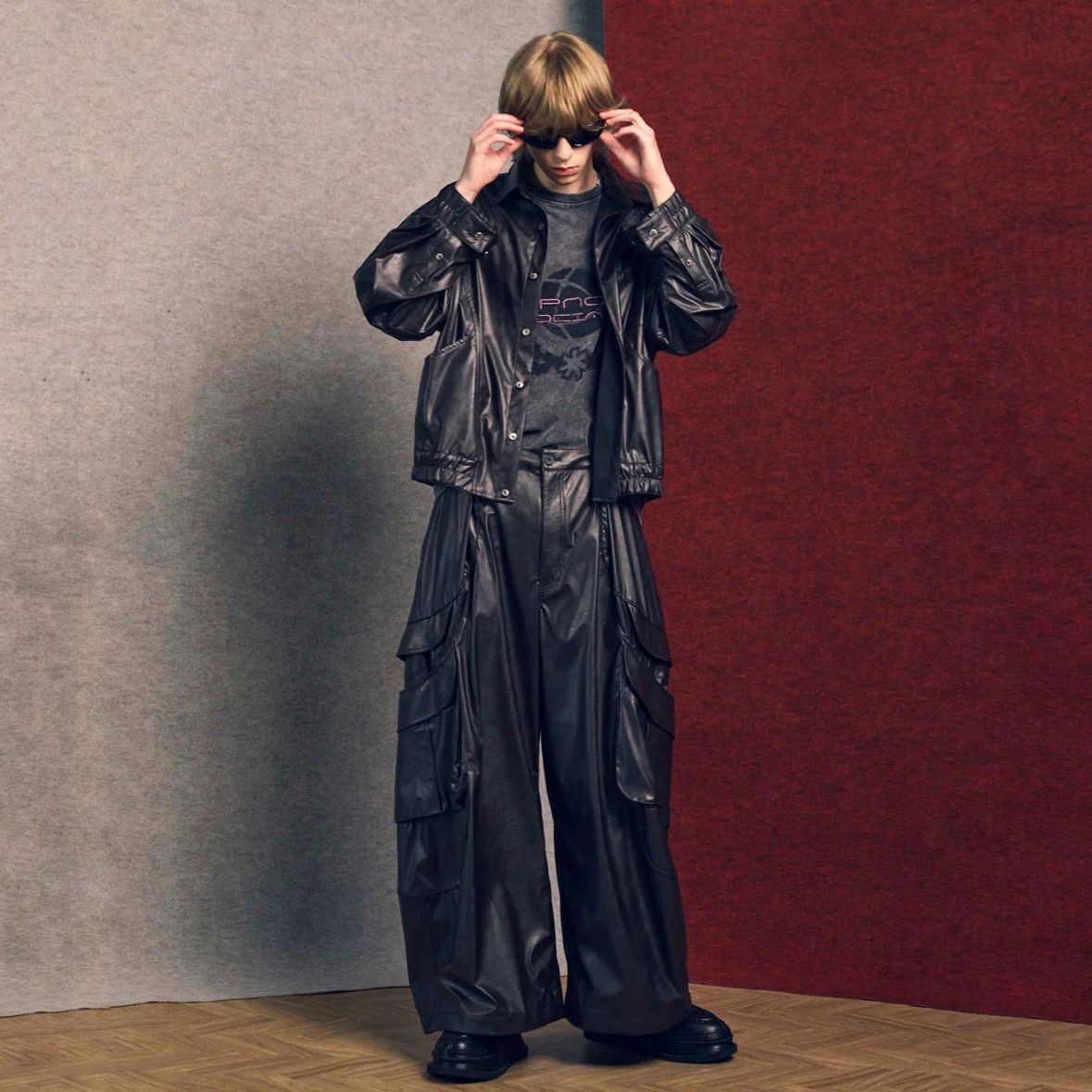 【残り一点】Curve Change Light Eco Leather Shirt