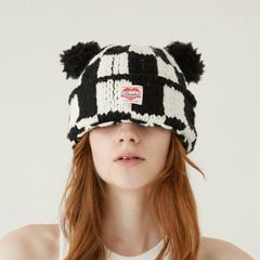 【残りわずか】Checkered Flag Bear Beanie