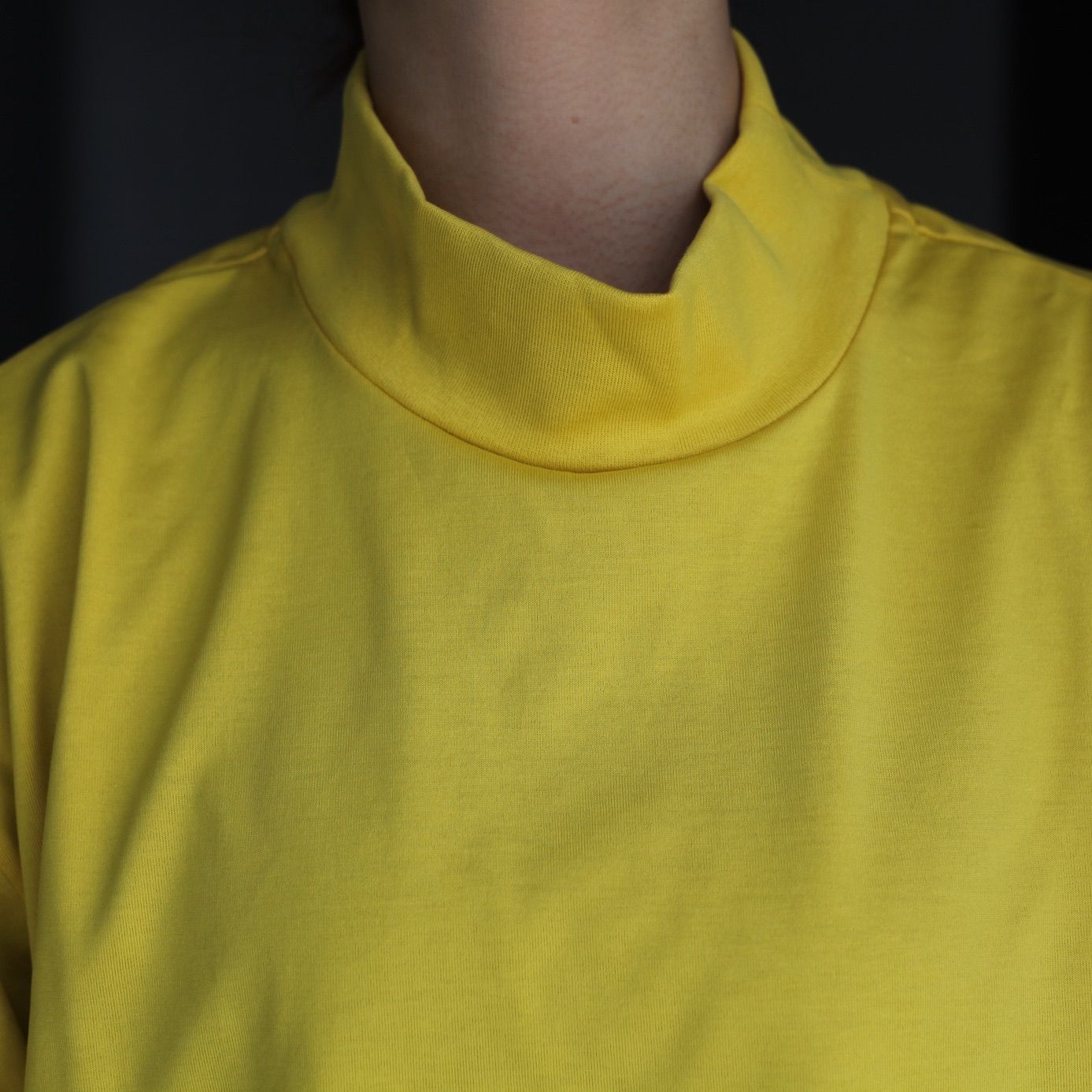 【残り一点】MBLハイネックTee