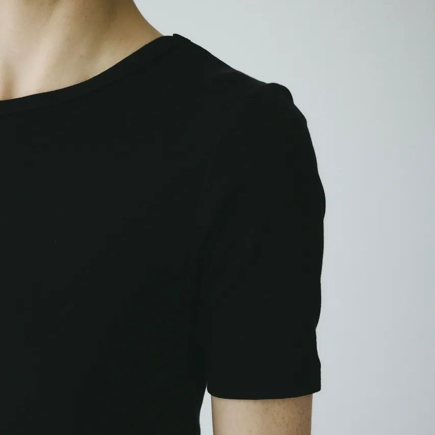 【残り一点】Back Open Cut Tops