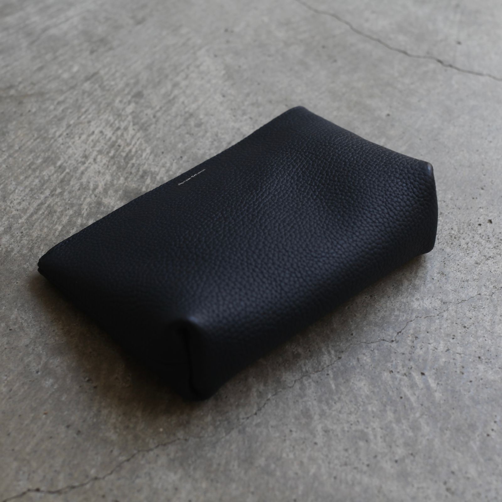 【次回入荷6月中旬予定】Pouch_M(NAVY)