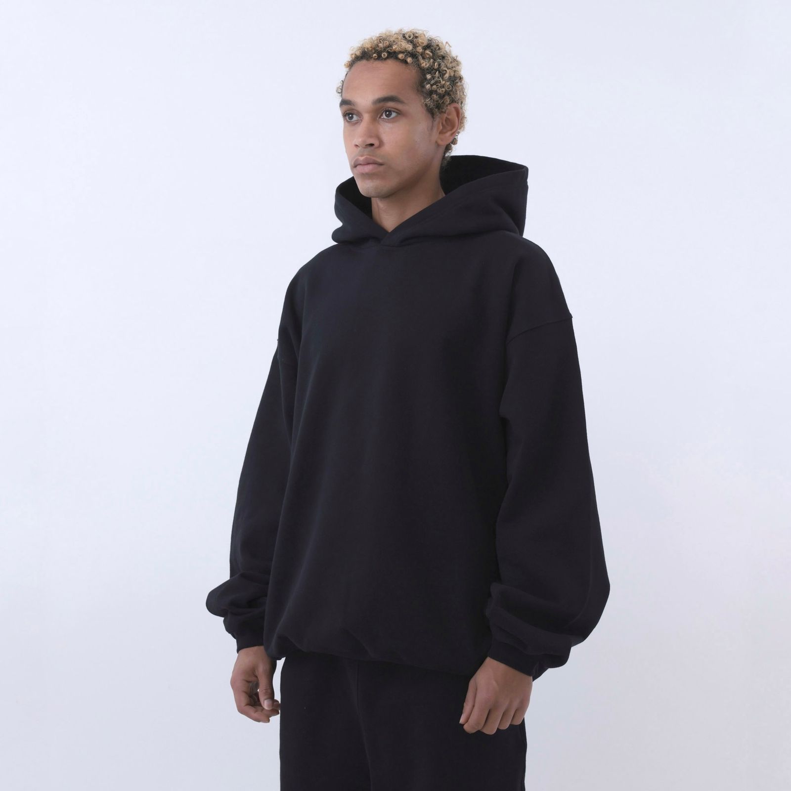 【残り一点】Sweat Hoodie