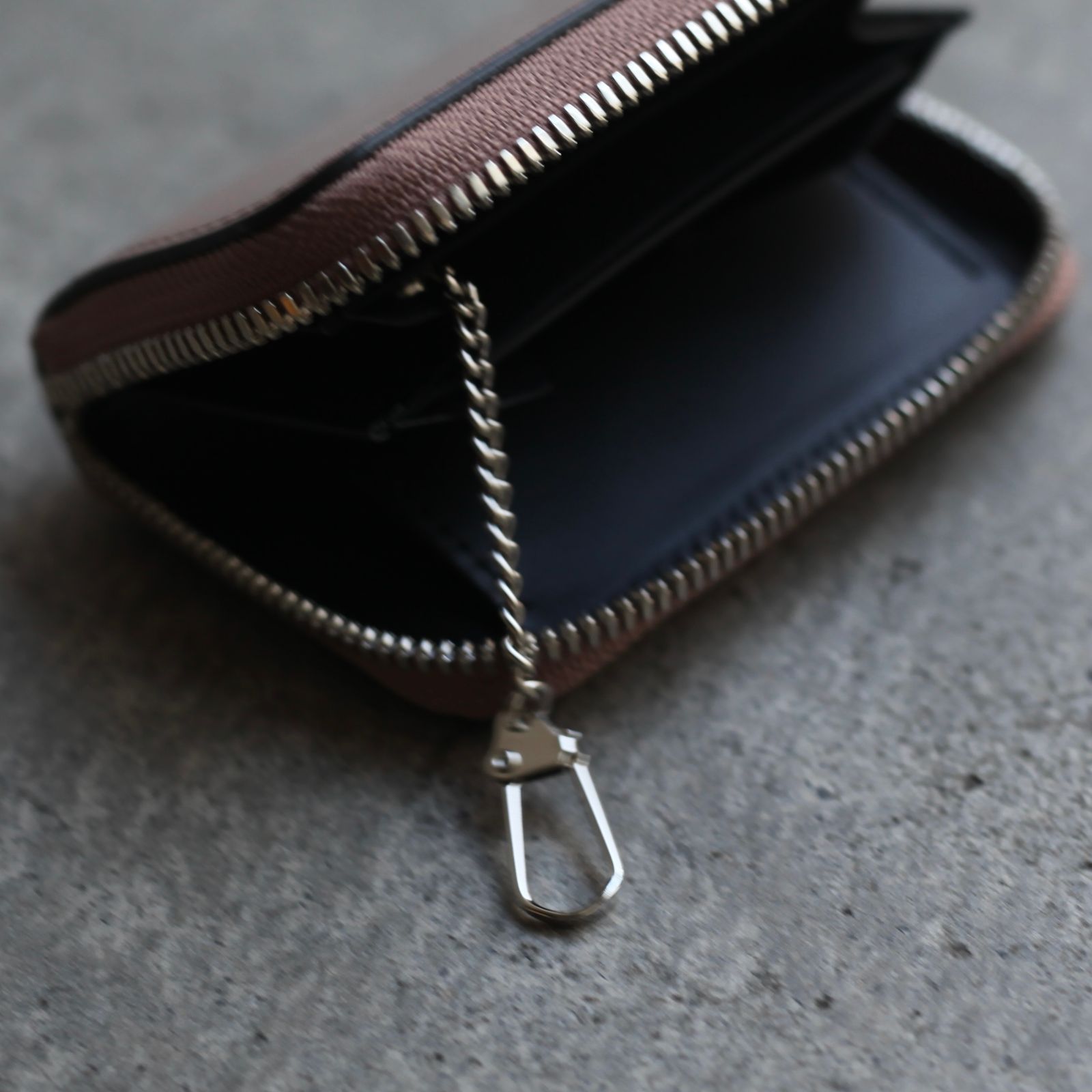 【残りわずか】Cristy Coin Card WLT(BRIDLE)