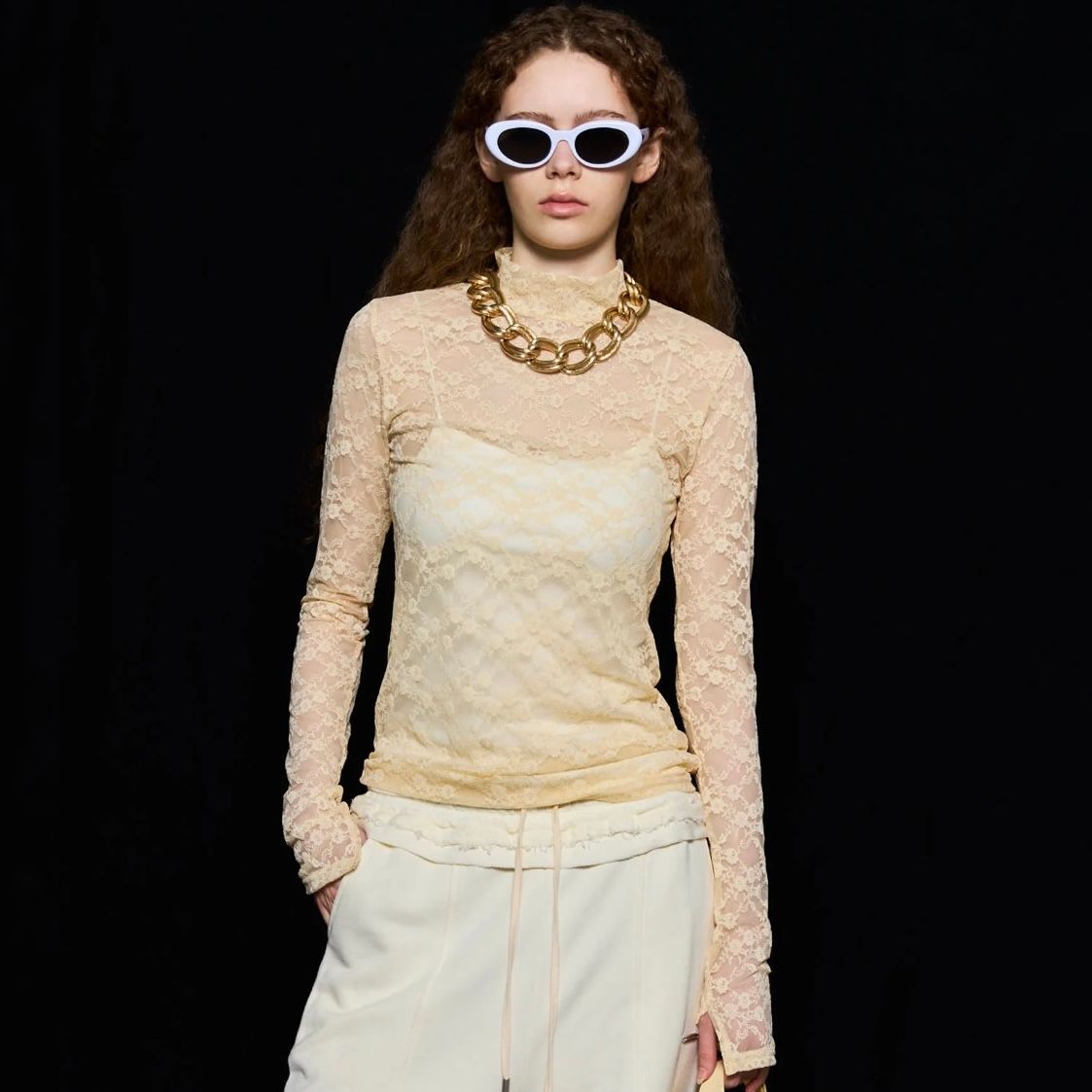 【残り一点】Lace Turtle Top