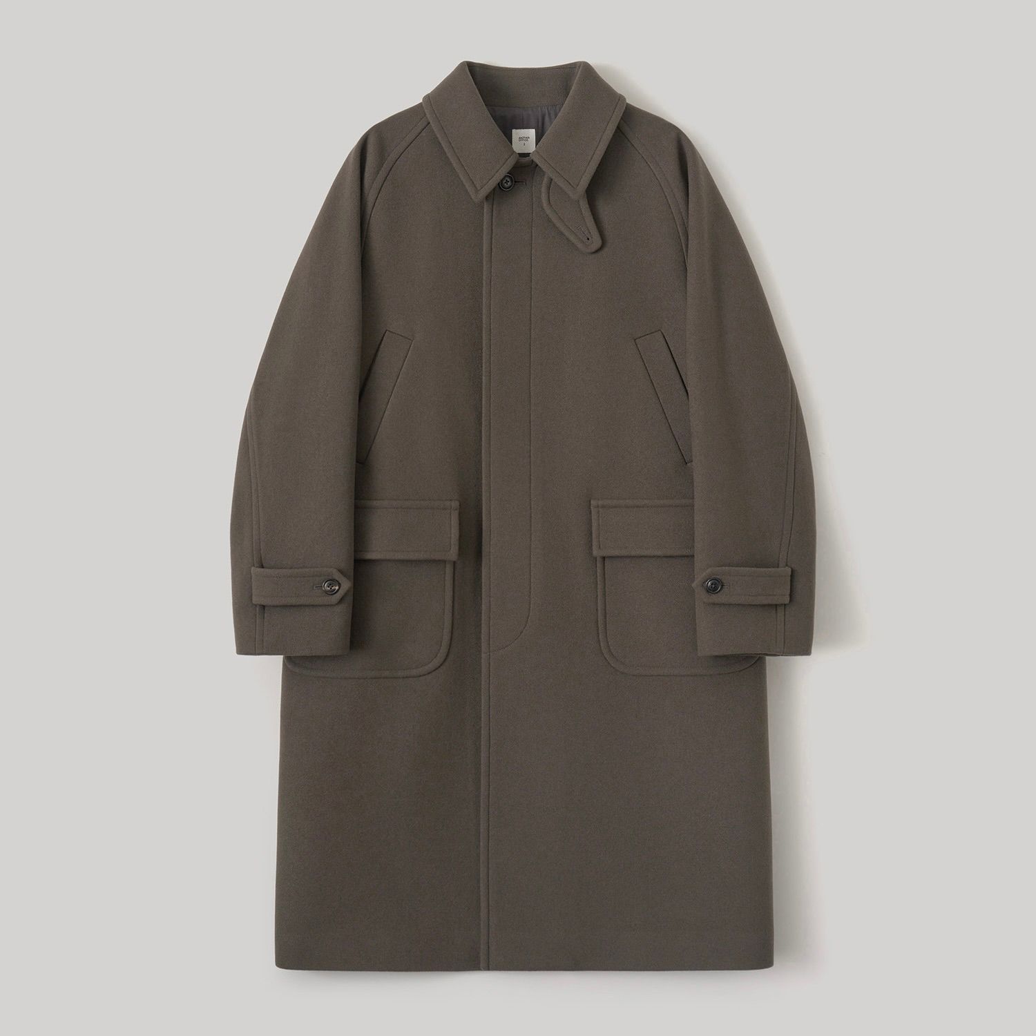 【残りわずか】Voyager Balmacaan Coat