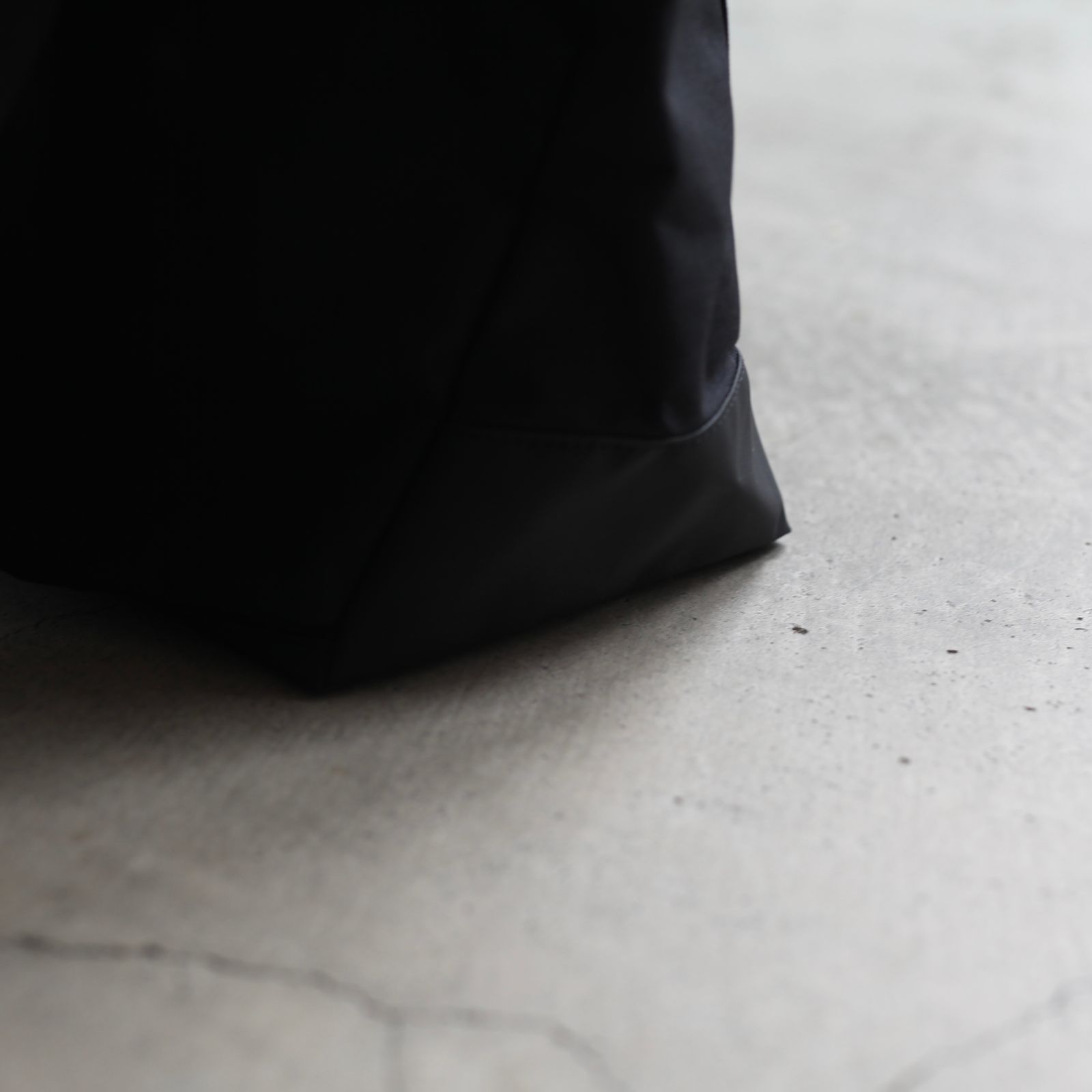 【再販売通知受付可能】Tote Twist Pocket