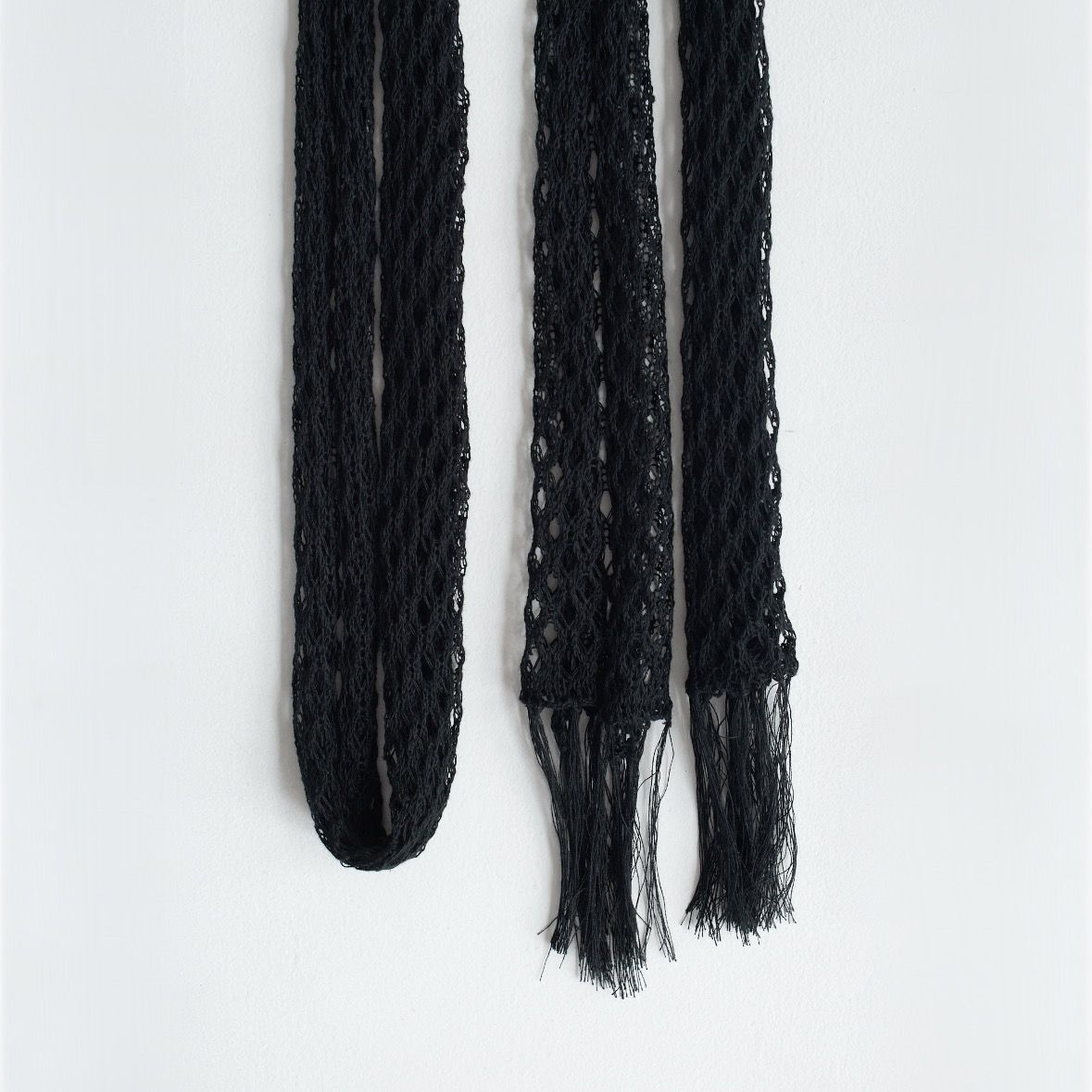【残り一点】Fringe Narrow Long Scarf