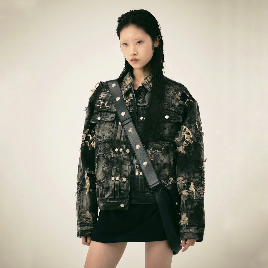 【残り一点】Hard-Washed Damaged Denim Jacket