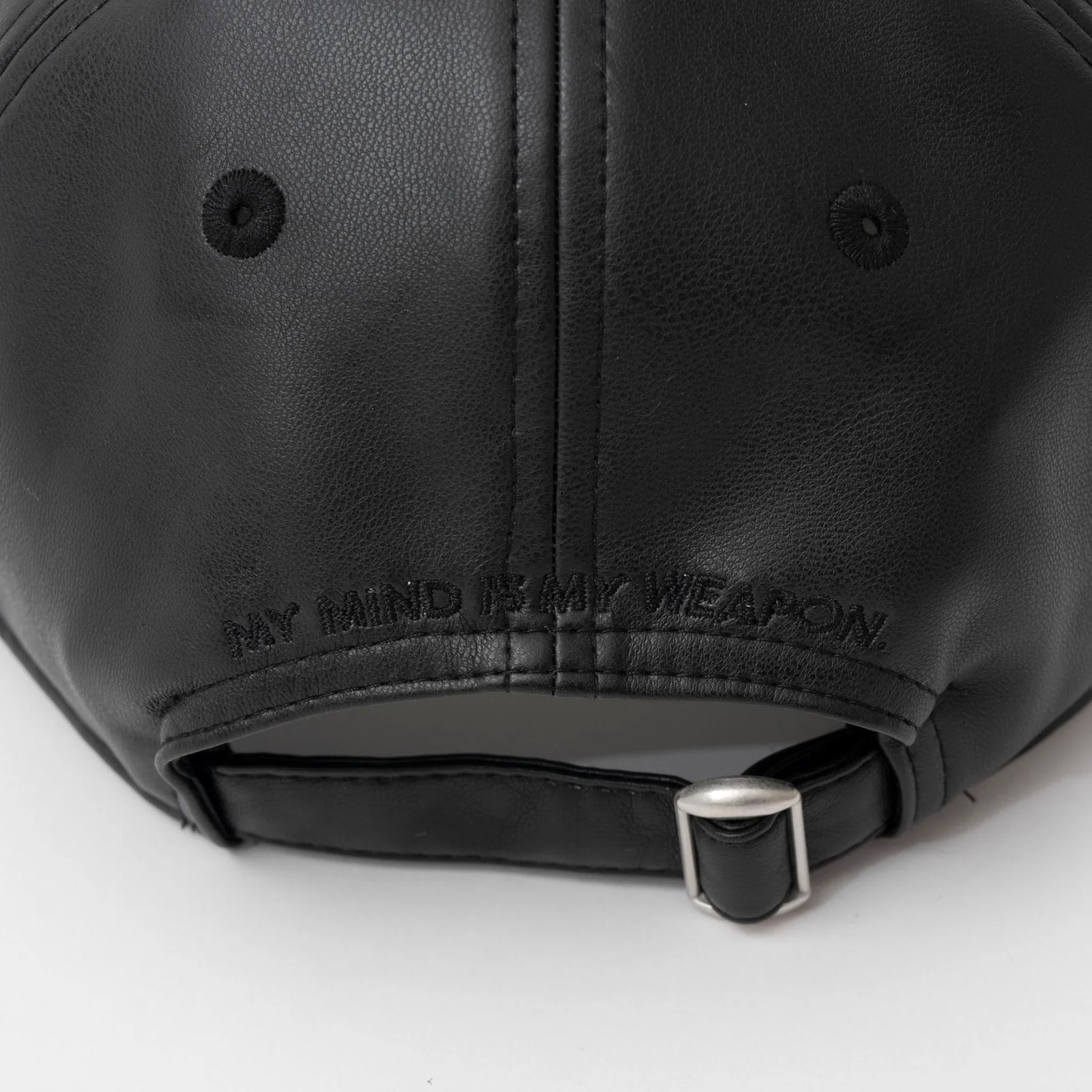 【再販売通知受付可能】Prize Out Logo Vegan Leather Cap