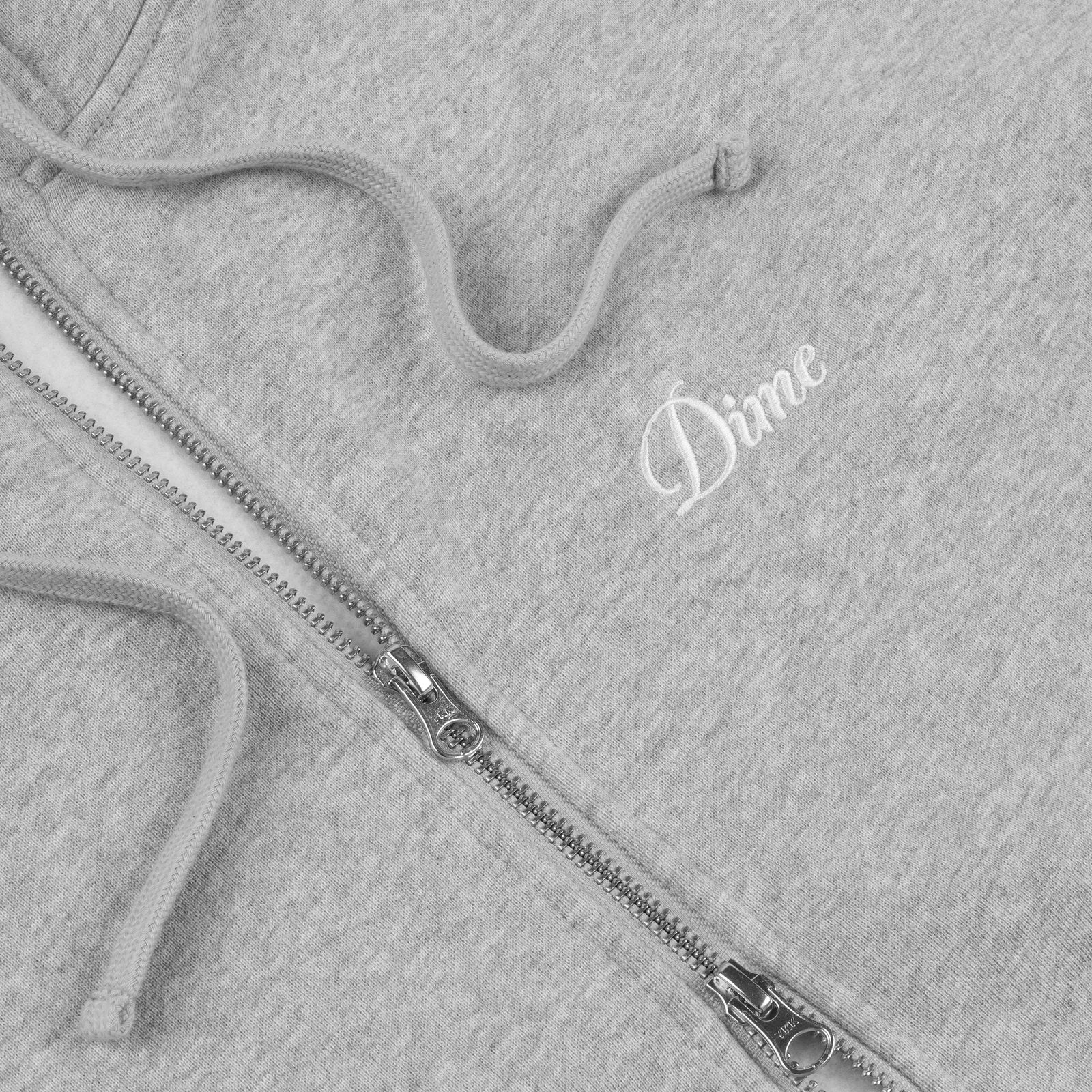 【残りわずか】Cursive Small Logo Zip Hoodie