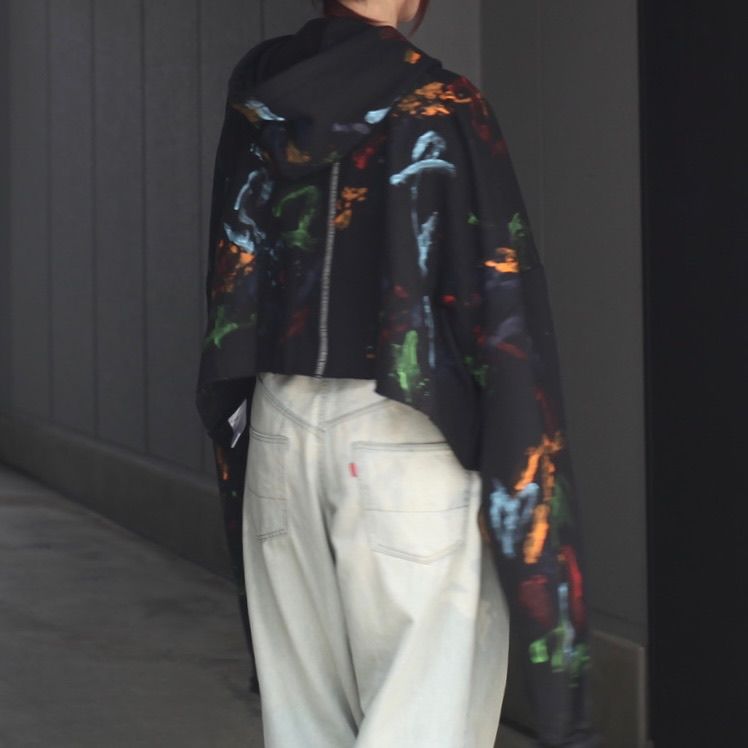 【残り一点】Ordinary Short Giant Hoodie With Hand Painting