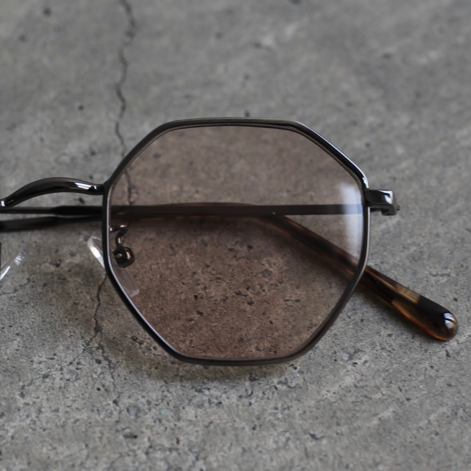 【残りわずか】LG Sunglass(LIGHT PINK)