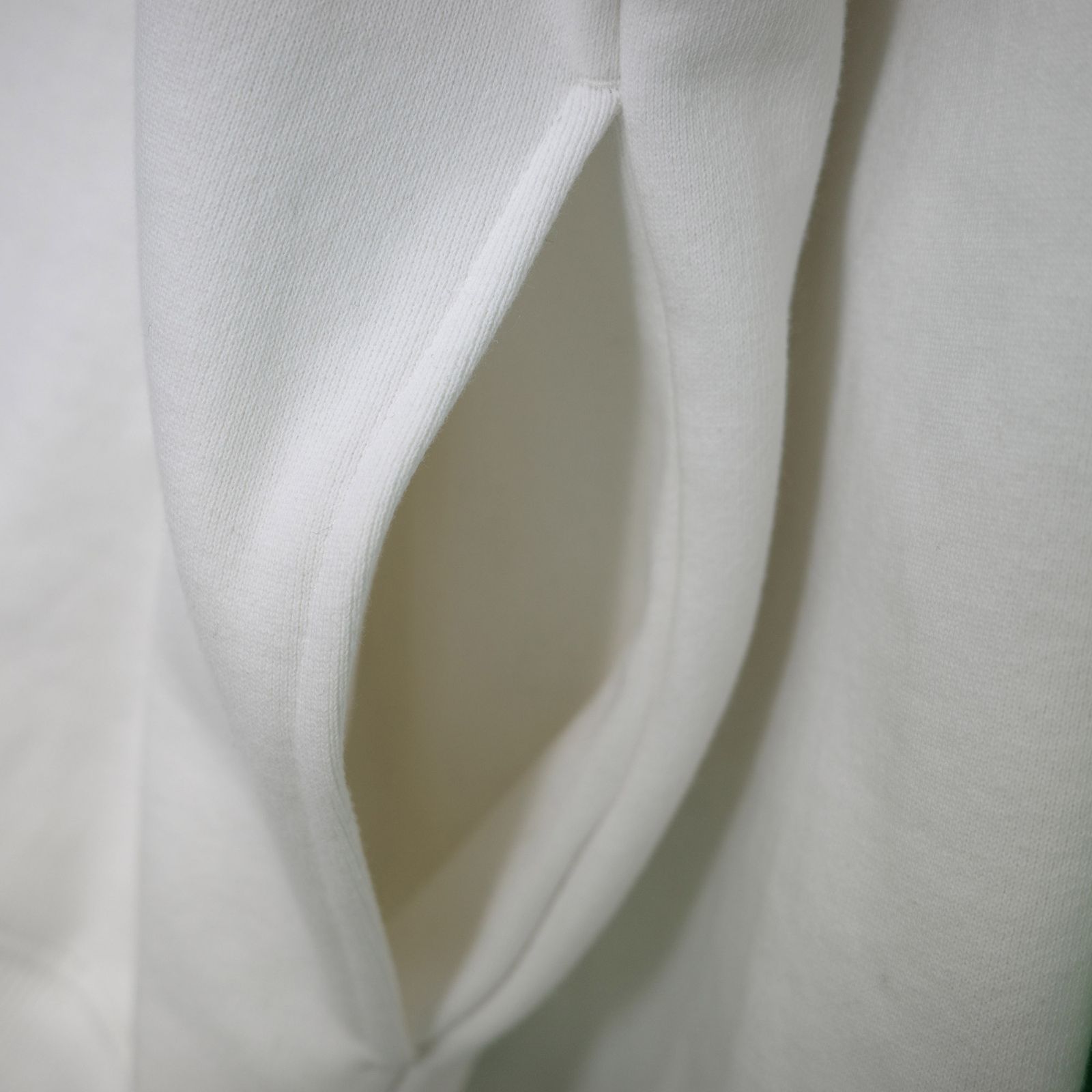 【残り一点】Sweat Hoodie