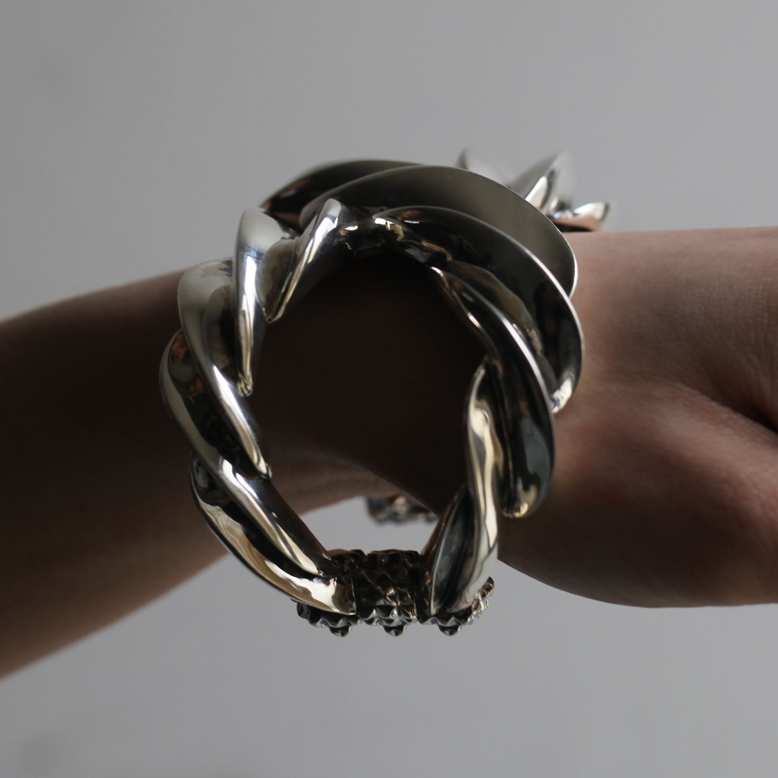 【お取り寄せ注文可能】Infinity Bangle(SILVER)