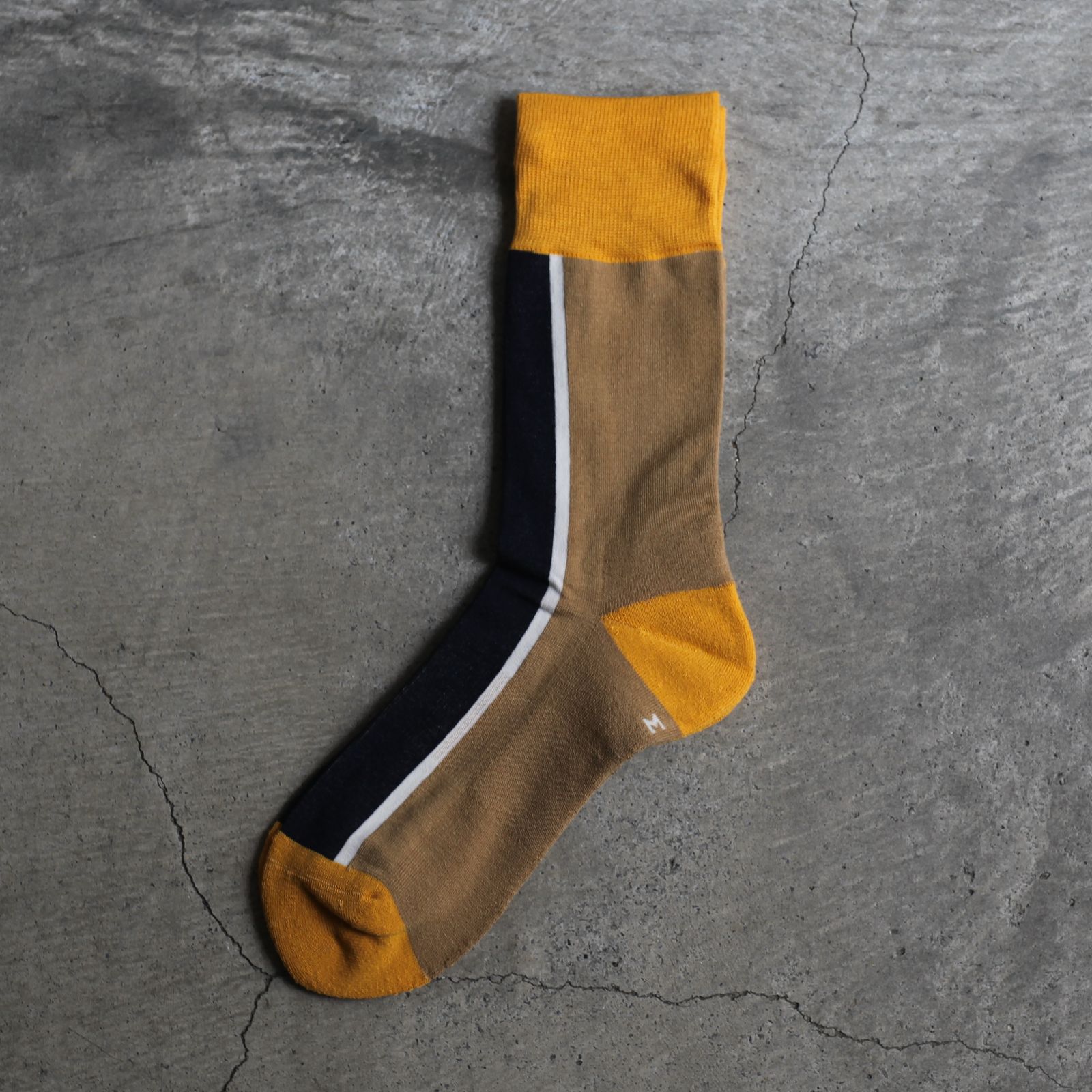 【残りわずか】Center Line Socks