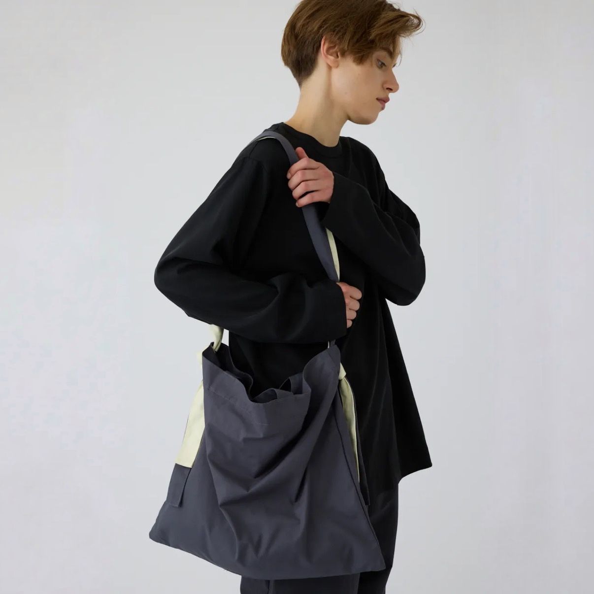 【残り一点】Canvas Shoulder Bag