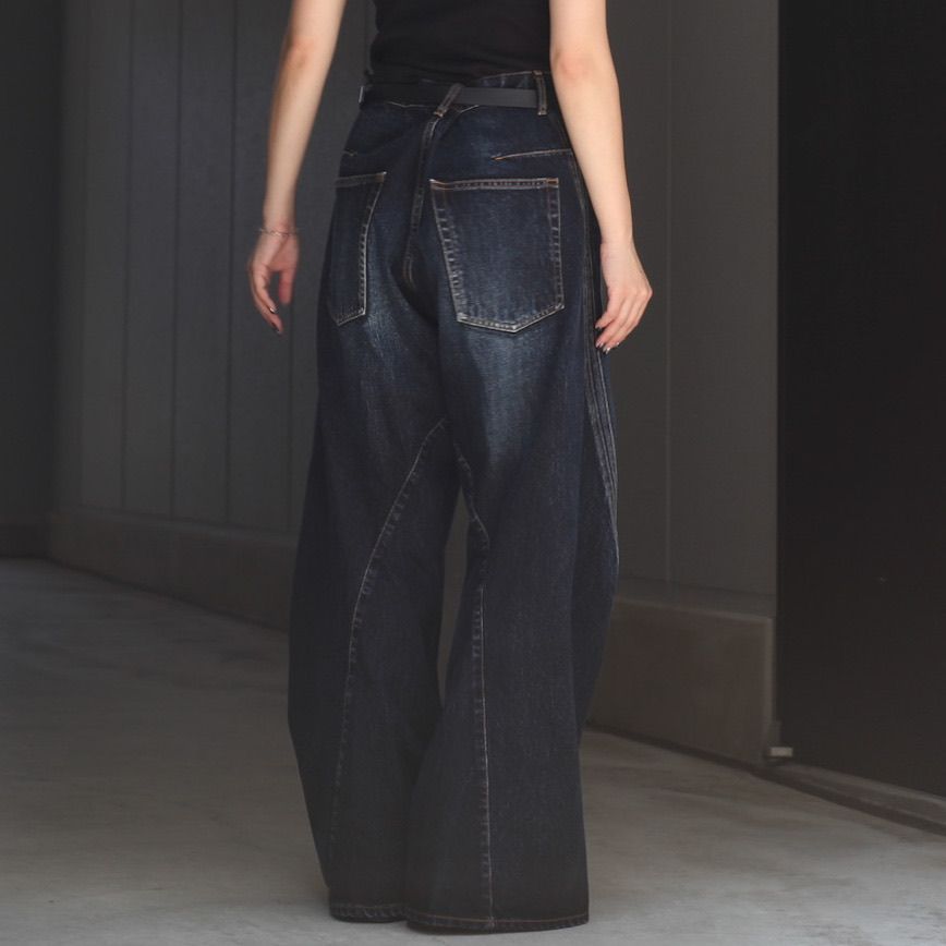 【残りわずか】3D Twisted Wide Leg Jeans