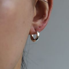 【残り一点】Crockery Pierce 左耳用(SILVER)