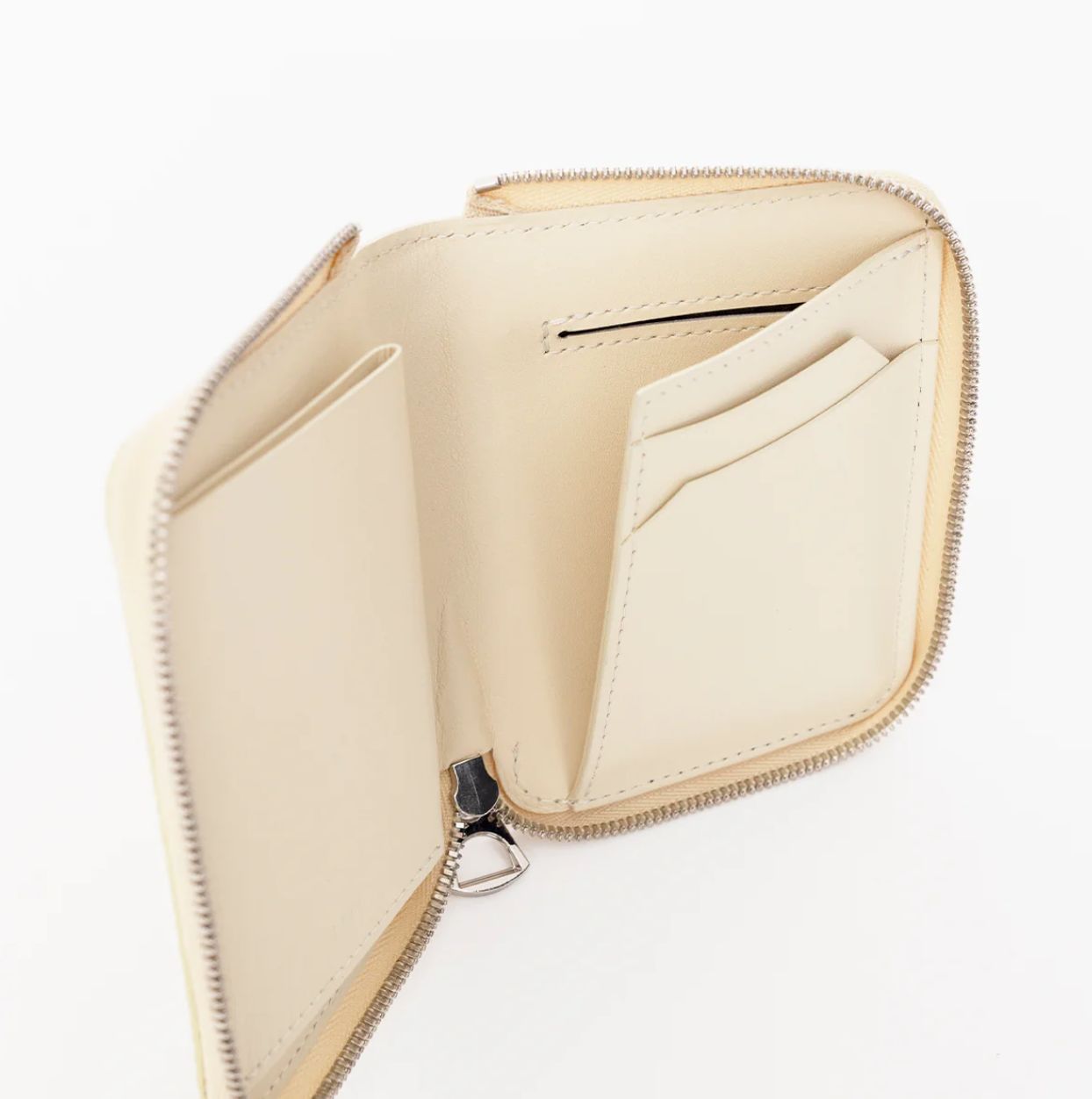 【残り一点】Cristy Slim Compact WLT(SHIRO)