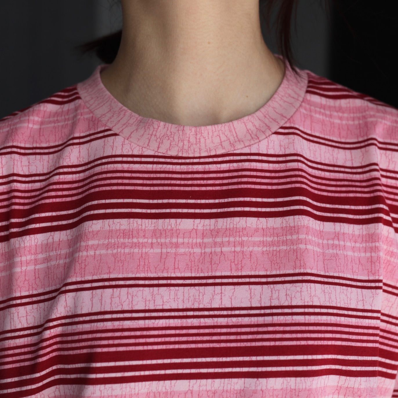 【残り一点】Cracked Stripe Tee