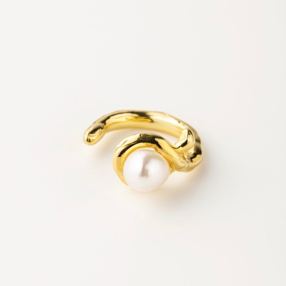 【お取り寄せ注文可能】Flow Hoop Pearl Ring