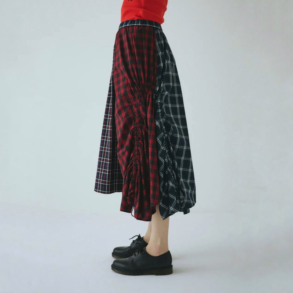 HeRIN.CYE - 【残り一点】Asymmetry Hem Skirt | ACRMTSM ONLINE