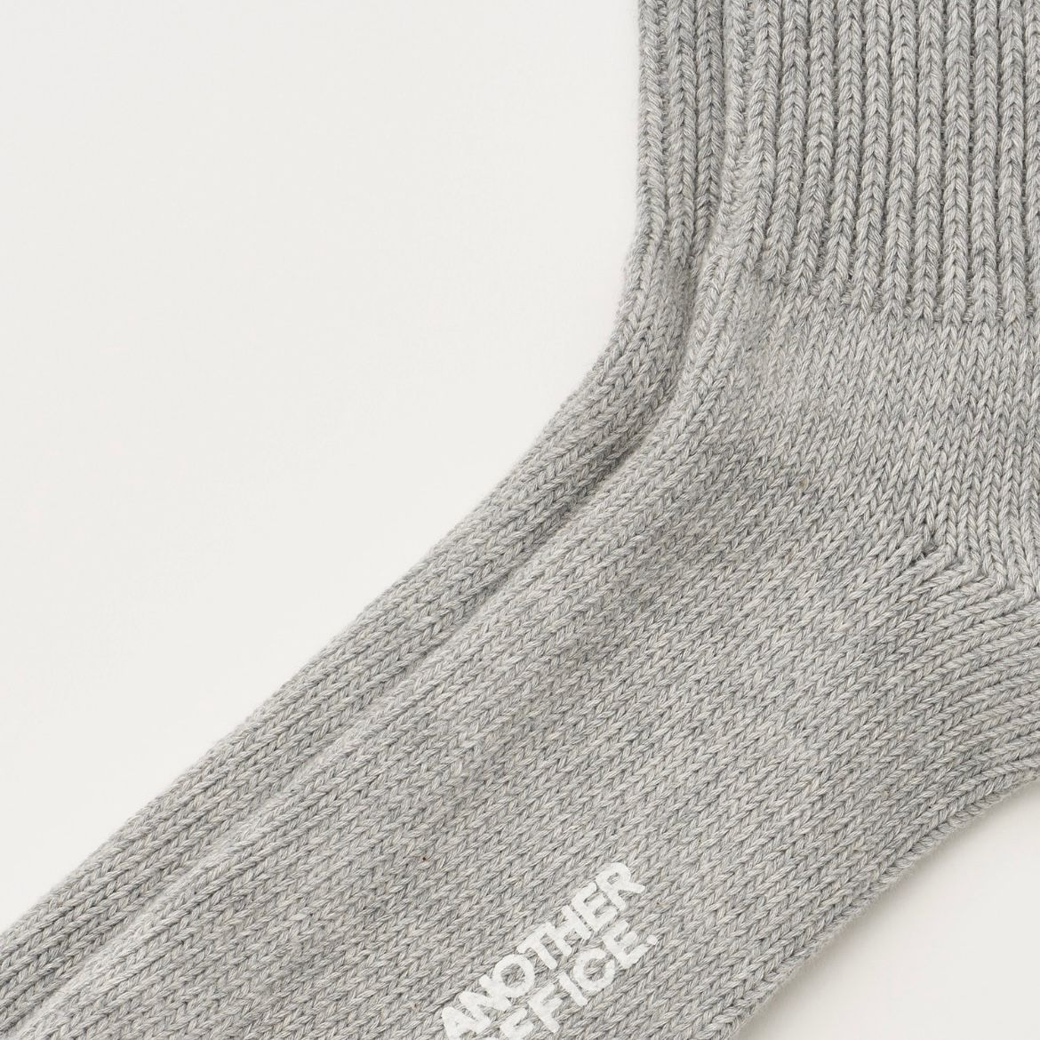 【残り一点】Cloud Mid Socks