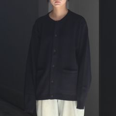 【残りわずか】Extra Fine Wool Knit Crew Neck Cardigan