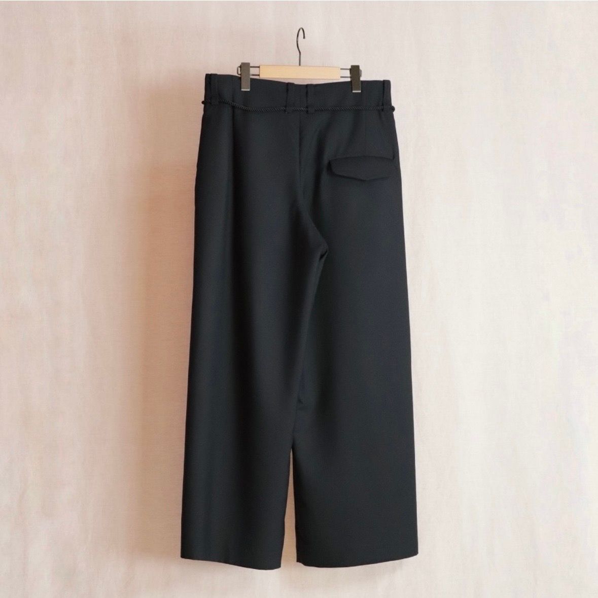 【残り一点】Squeeze Slacks