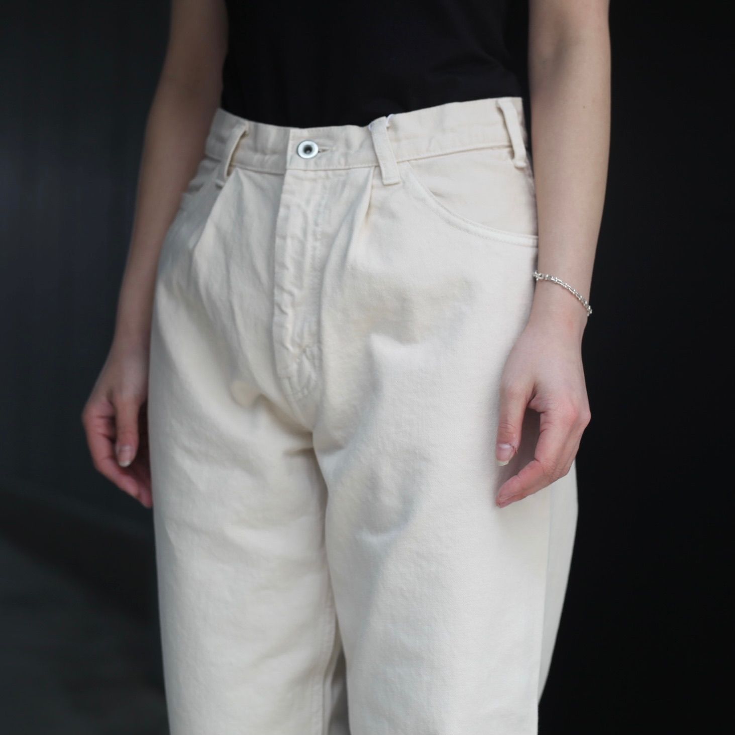 EVCON - 【残りわずか】5pocket Tuck Wide Denim Pants(ECRU 