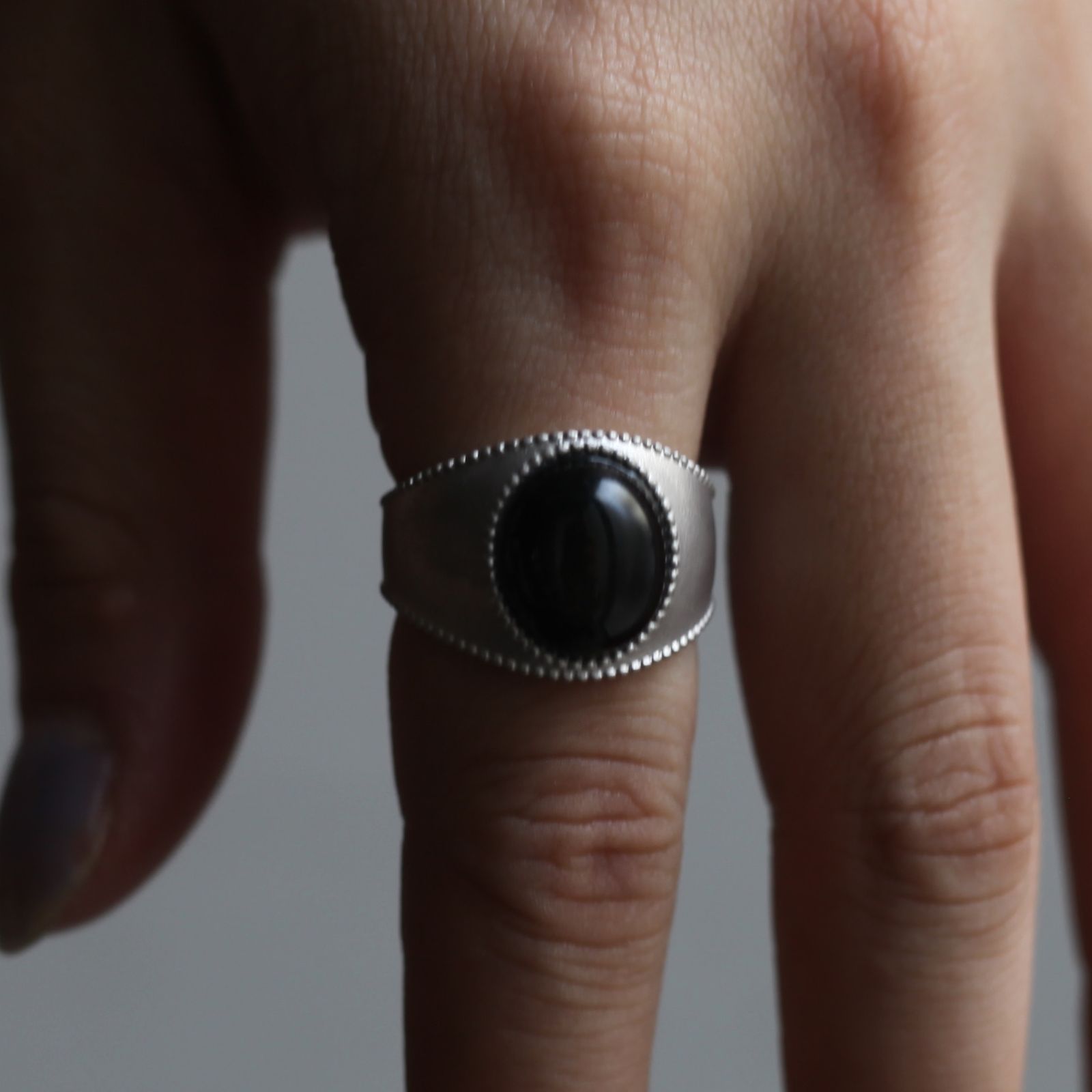 【お取り寄せ注文可能】Signet Ring(艶消し加工)