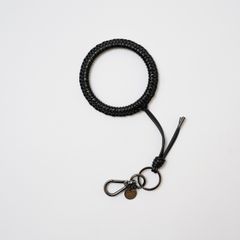 【残り一点】Cristy Knot Wrist Circle Charm BK(RAPTO JP)
