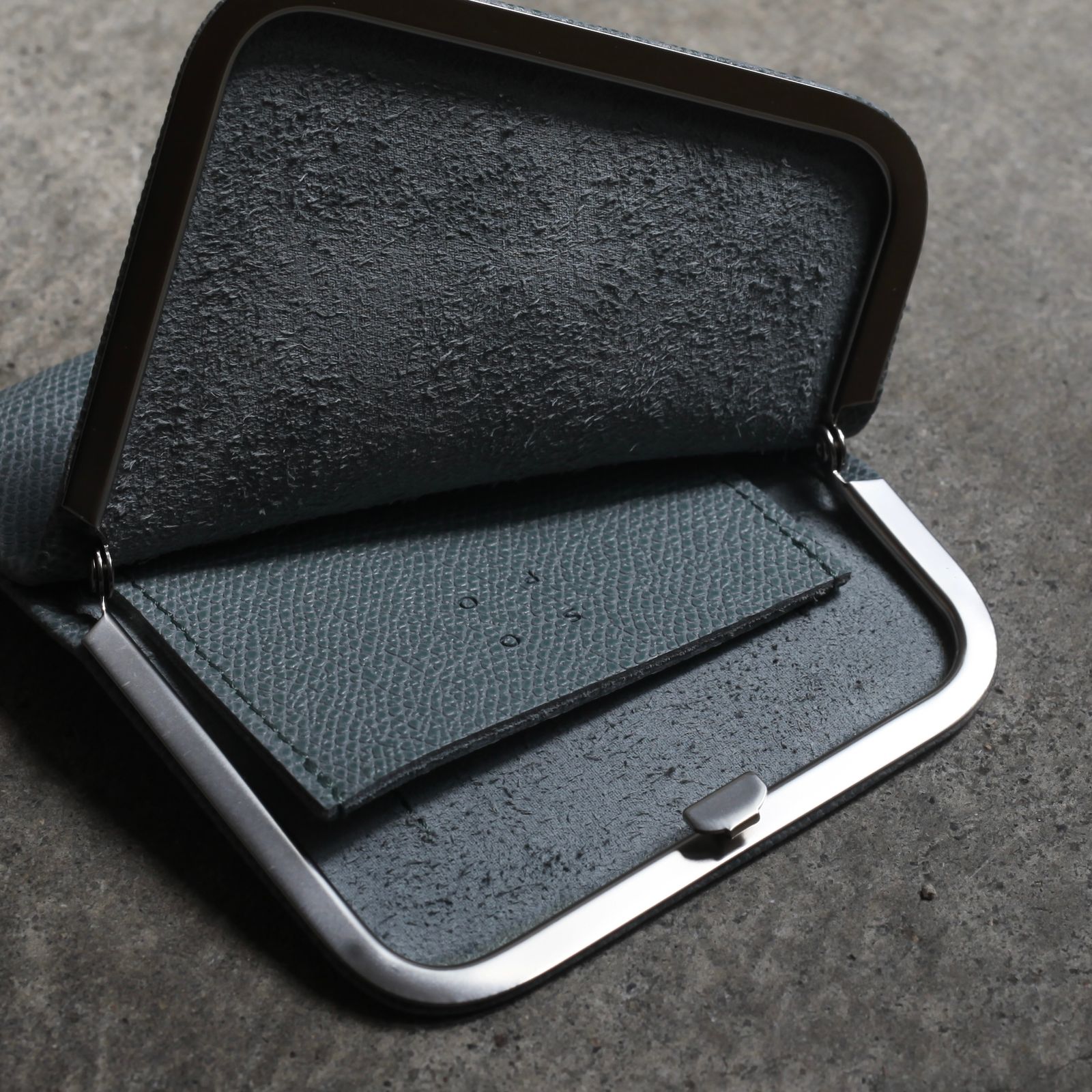 【残り一点】Continental Slim Wallet(DEG/VAL)