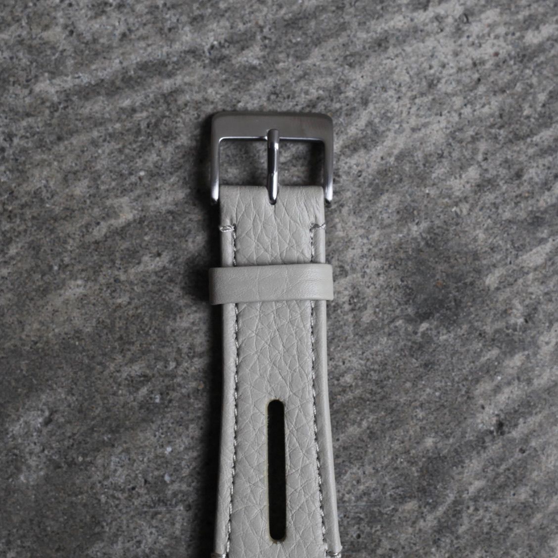 【残り一点】レザーハイブリッドバンド for Apple Watch(WHITE BEIGE)