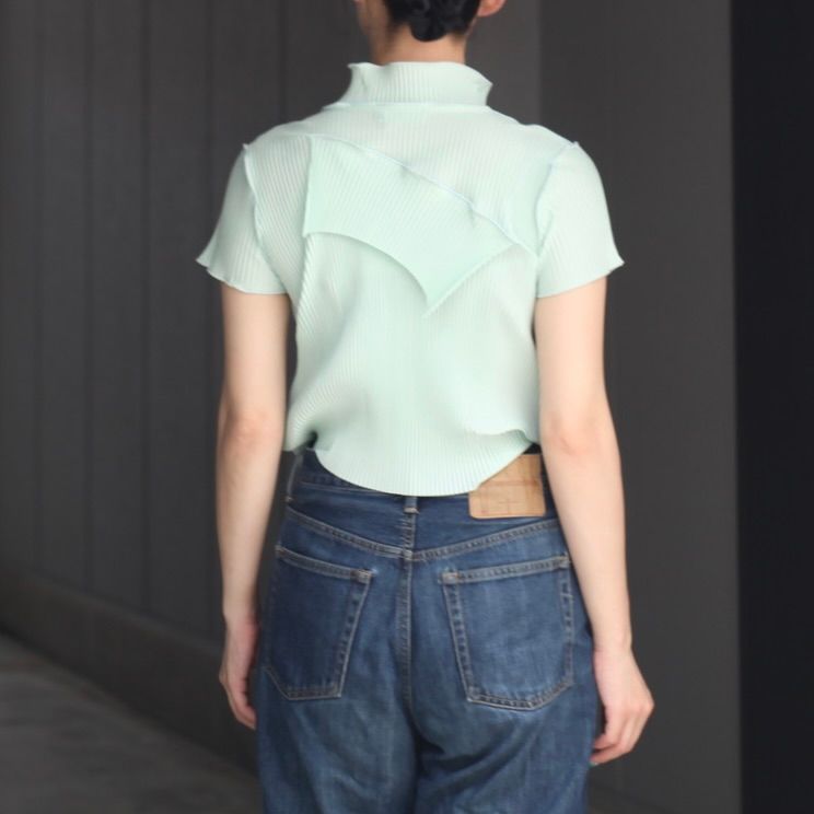 【残り一点】Todo Tiny Wave Top Short Sleeve High Neck