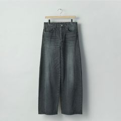 【残りわずか】Deformation Wide Denim Pants