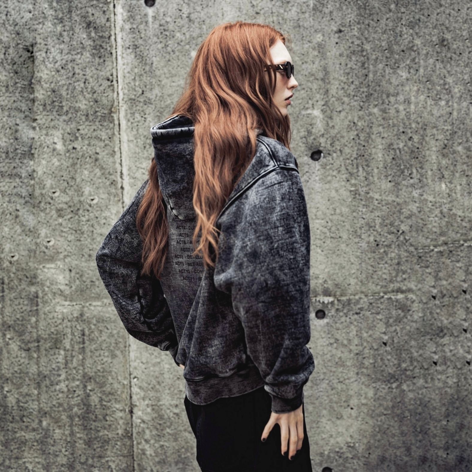 NIL DUE / NIL UN TOKYO - 【残りわずか】Faded Bleach Hoodie NIL DUE / NIL UN TOKYO - 【残りわずか】Faded Bleach Hoodie
