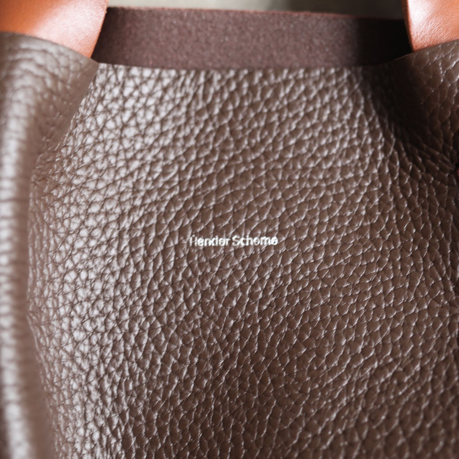 Hender Scheme - 【残りわずか】Piano Bag Medium(DARK BROWN 