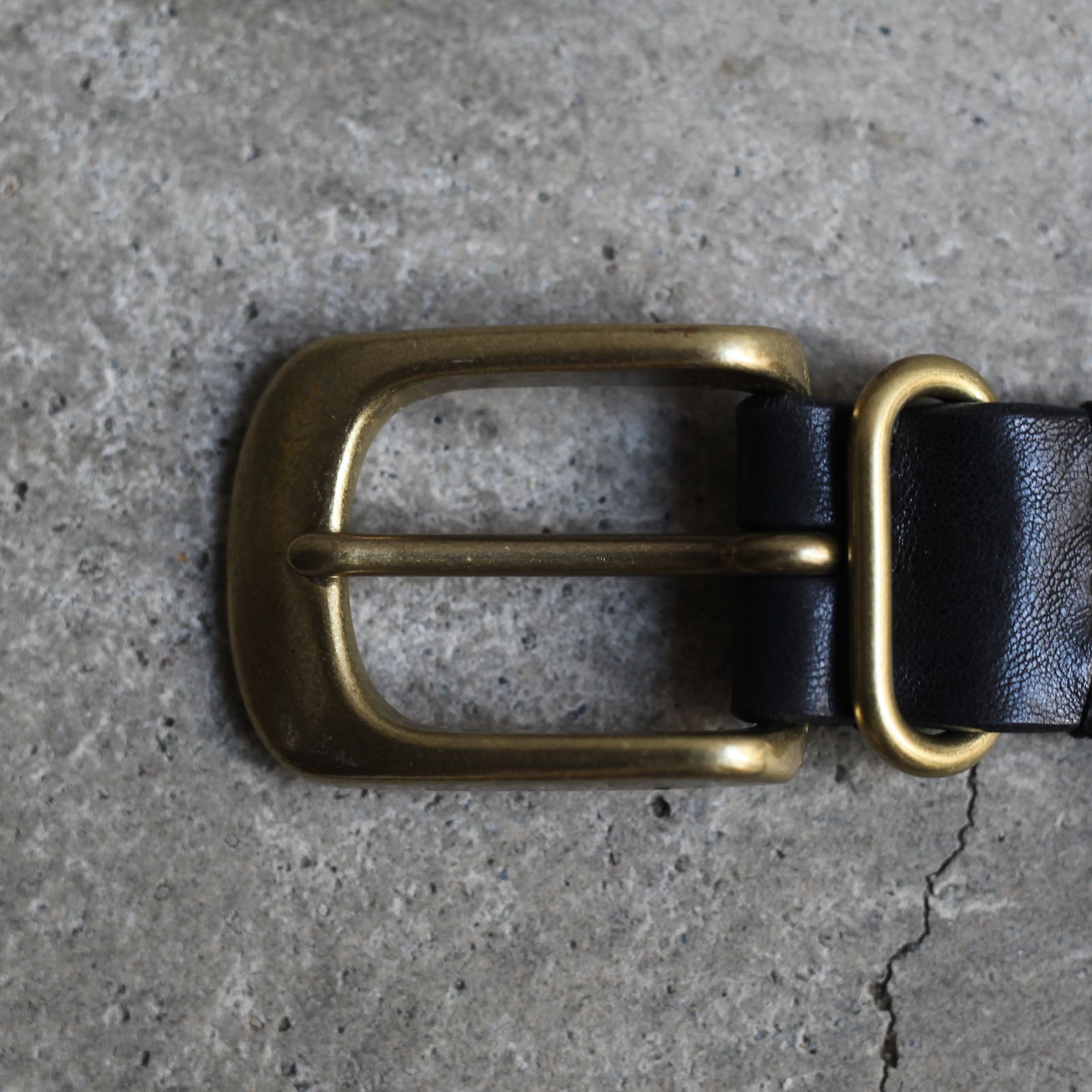 【再販売通知受付可能】Shrink Shoulder Belt(AG)