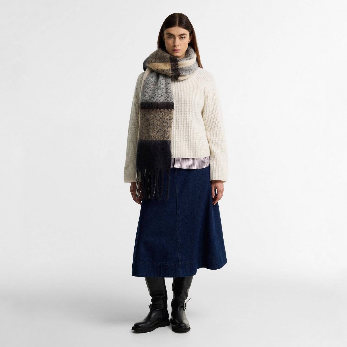 【残り一点】Isla Tartan Boucle Scarf