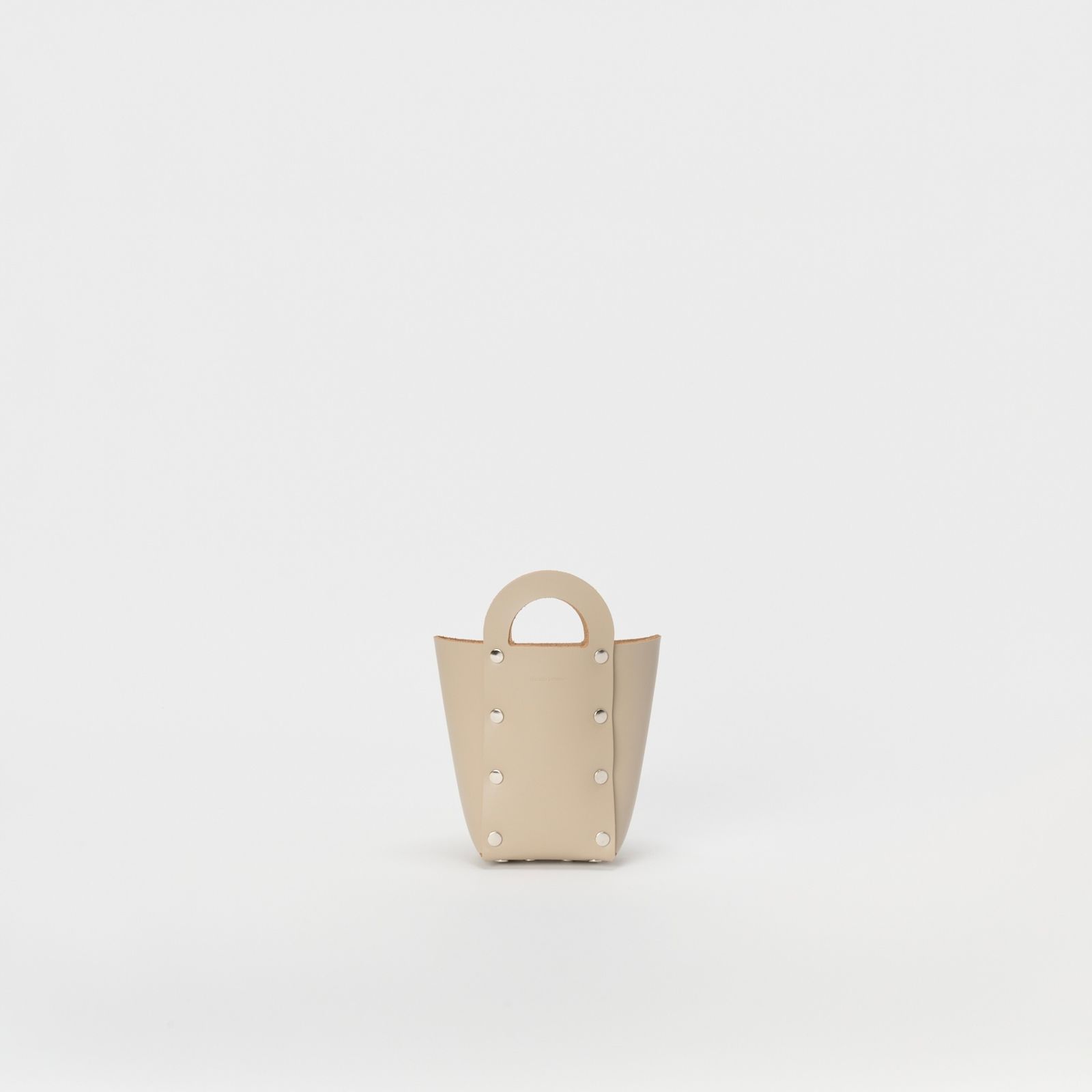 【次回入荷9月下旬予定】Assemble Daikei Hand Bag_S(BEIGE)