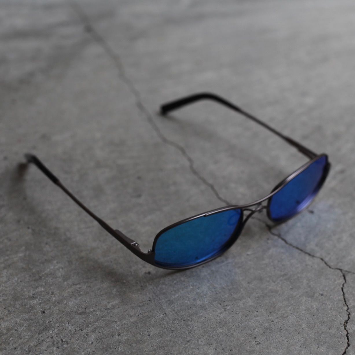 NO MAINTENANCE - 【残り一点】Blue Wire Frame Sunglasses