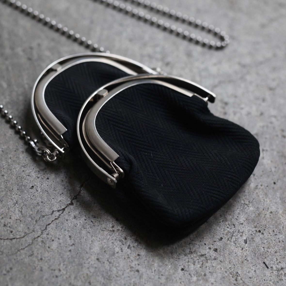 ED ROBERT JUDSON - 【残りわずか】Chain Double Frame Purse