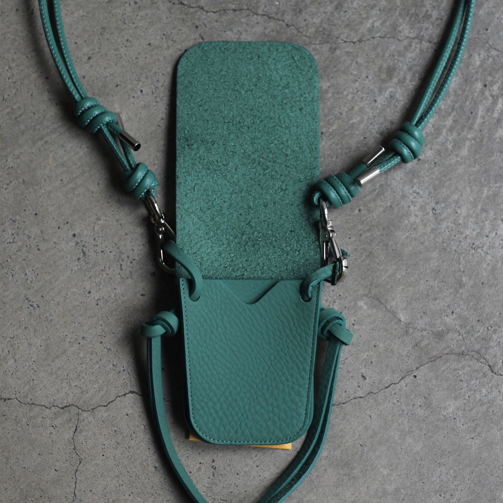 【残り一点】Herrie Tiny Medicine Pouch(DIPLO SKY)