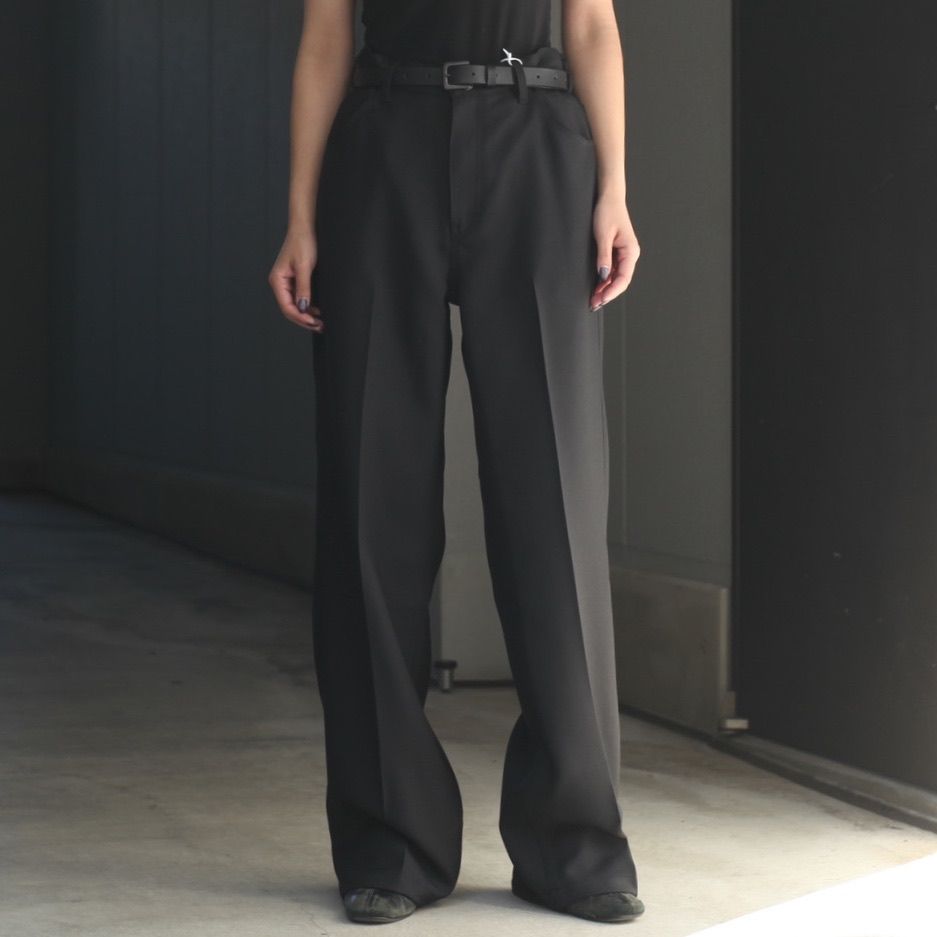 【残りわずか】Straight Pressed Pants