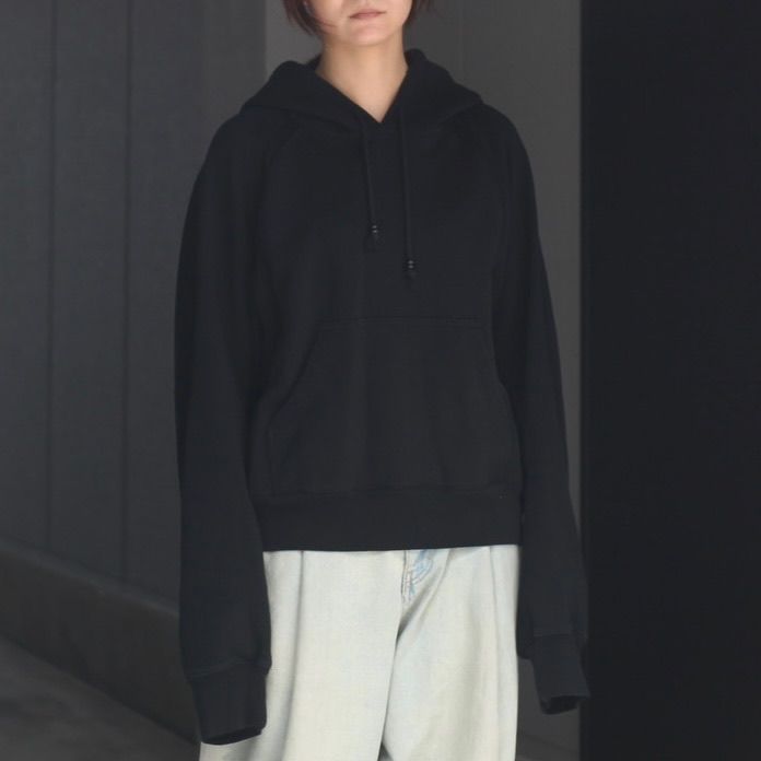 【残りわずか】Panelled Pullover Hoodie